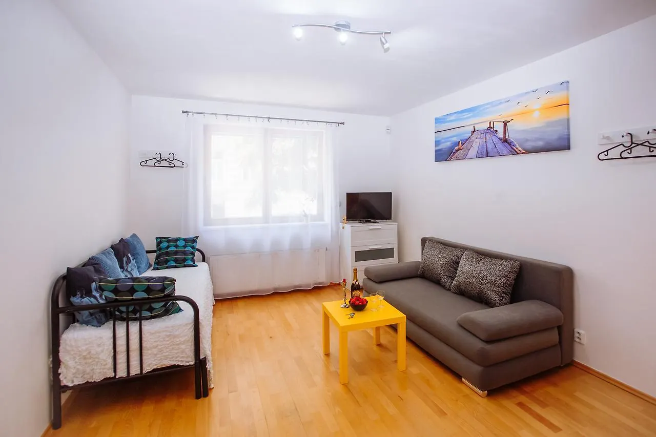 Beautiful Apartment In Central Residence Prague
